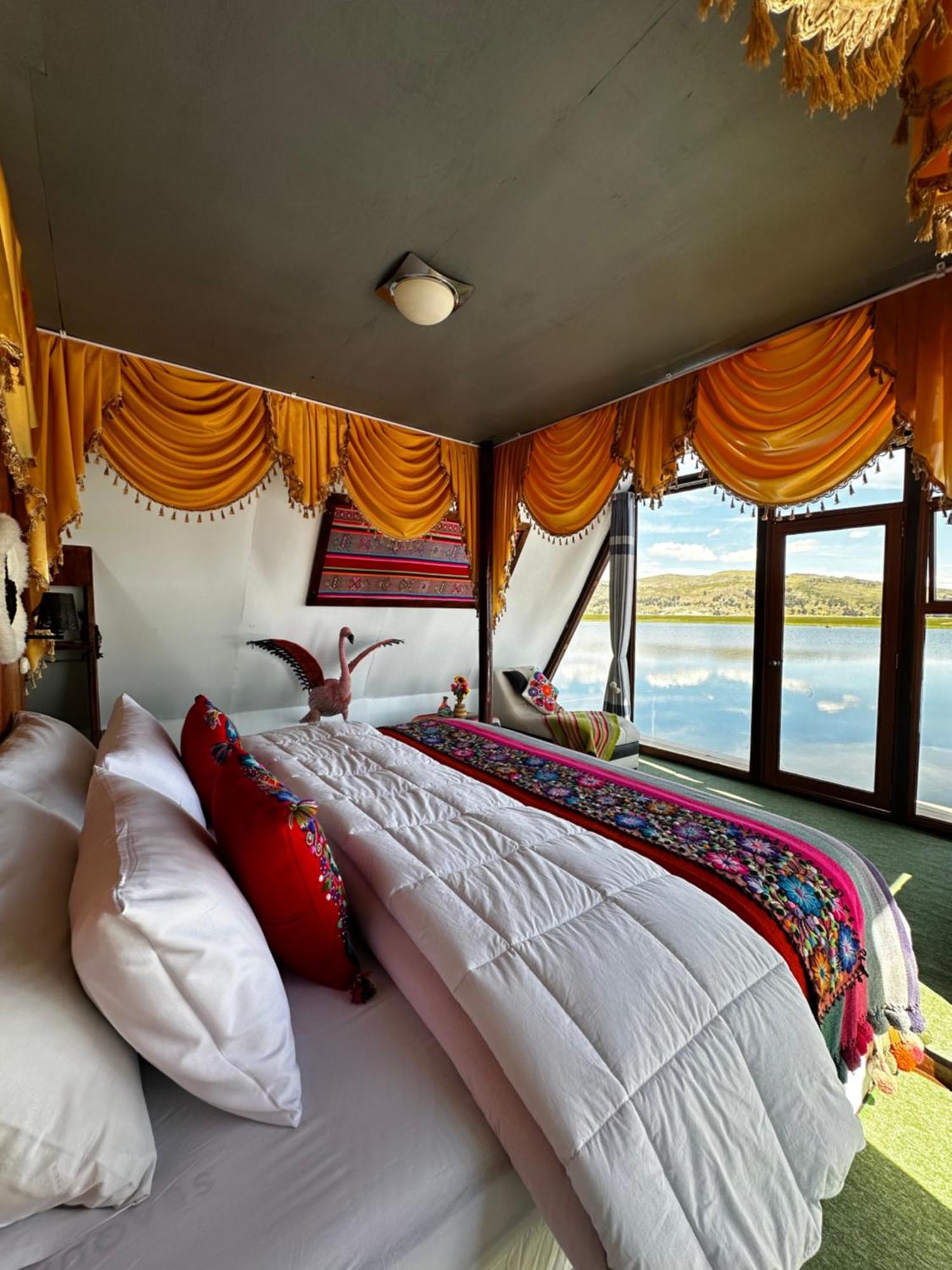 Uros Waliski Lodge Puno Kültér fotó